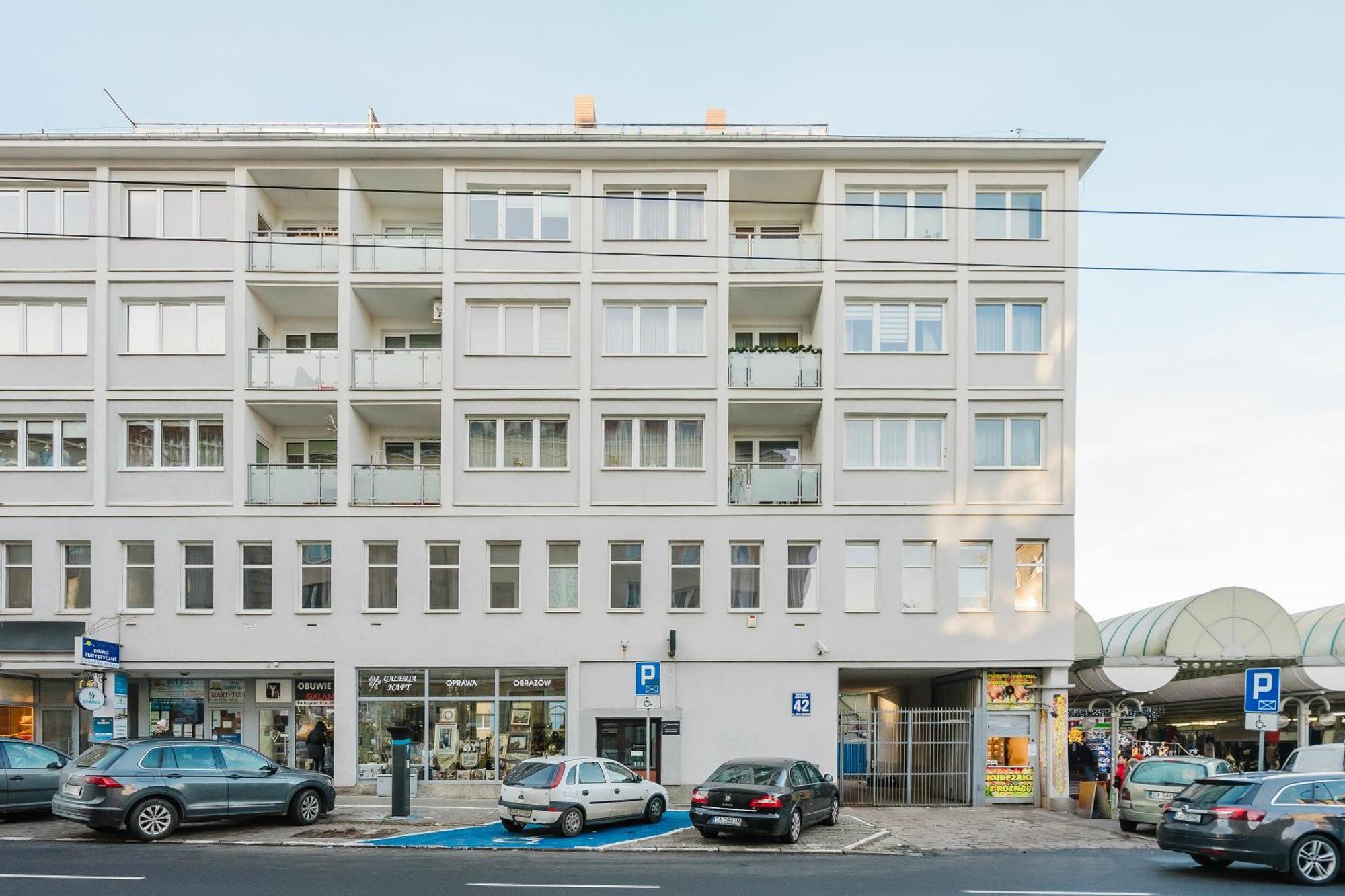 Hala Hostel - Pokoje Na Wylacznosc Tuz Przy Dworcu Γκντίνια Εξωτερικό φωτογραφία