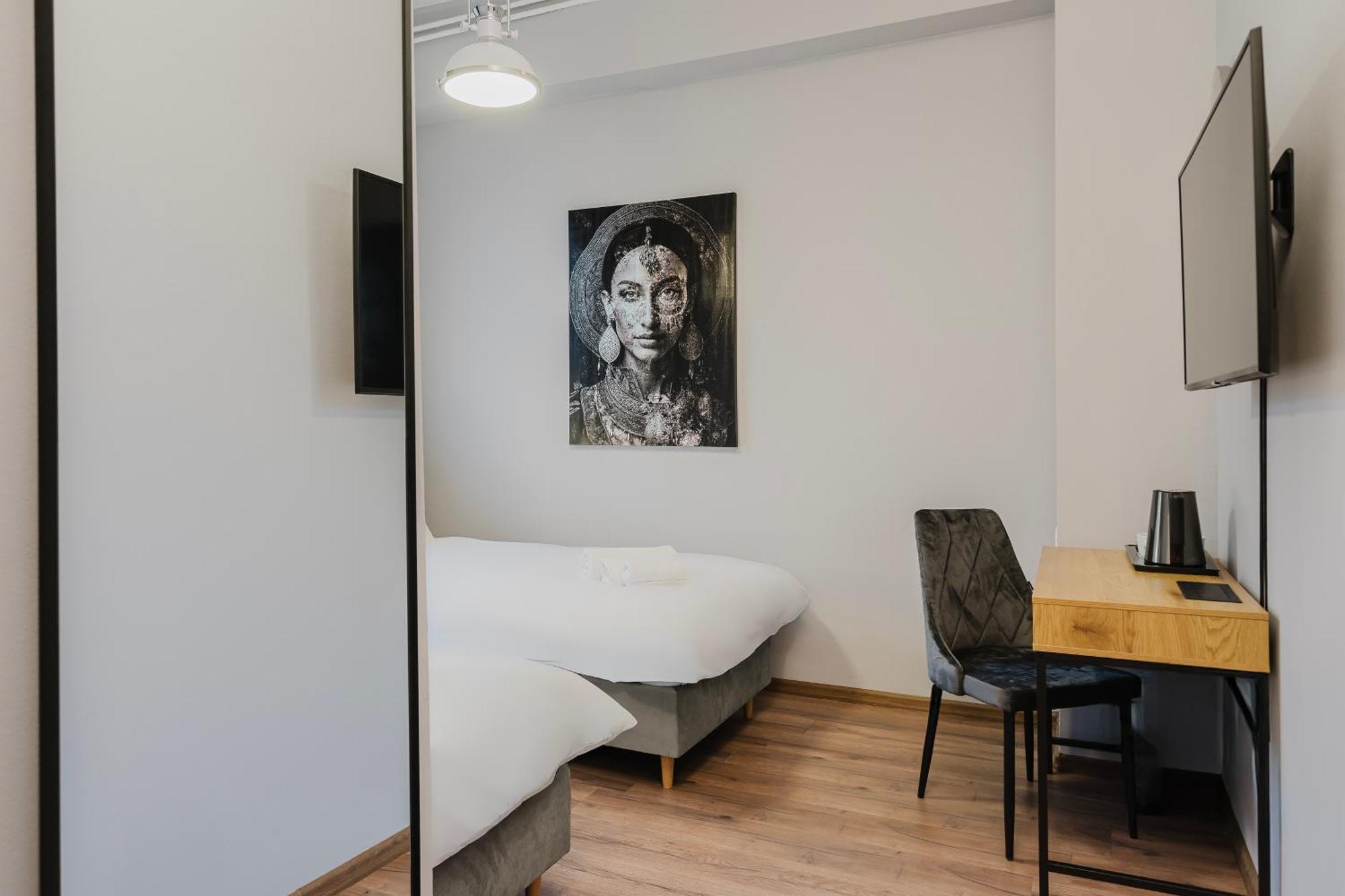 Hala Hostel - Pokoje Na Wylacznosc Tuz Przy Dworcu Γκντίνια Εξωτερικό φωτογραφία