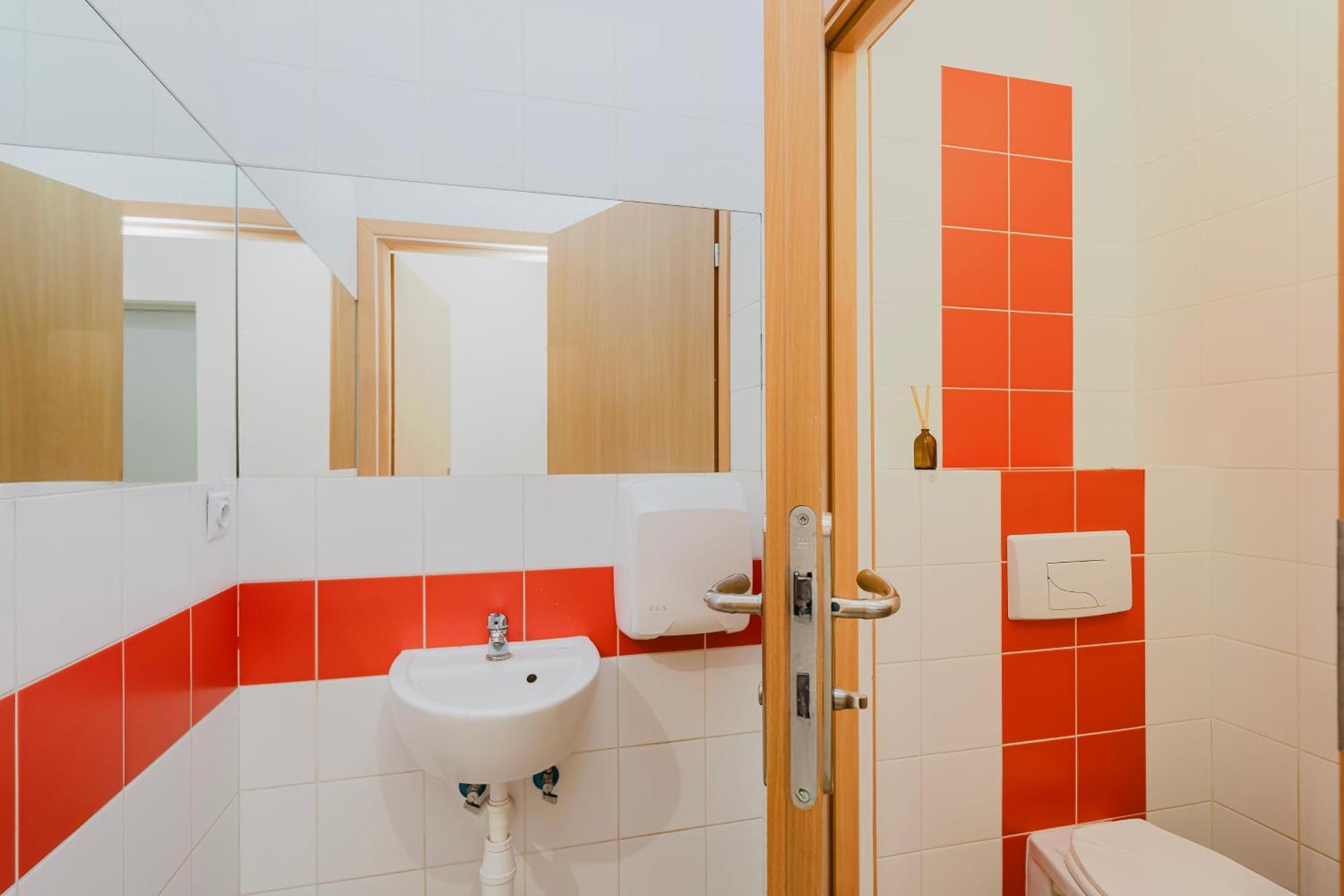 Hala Hostel - Pokoje Na Wylacznosc Tuz Przy Dworcu Γκντίνια Εξωτερικό φωτογραφία