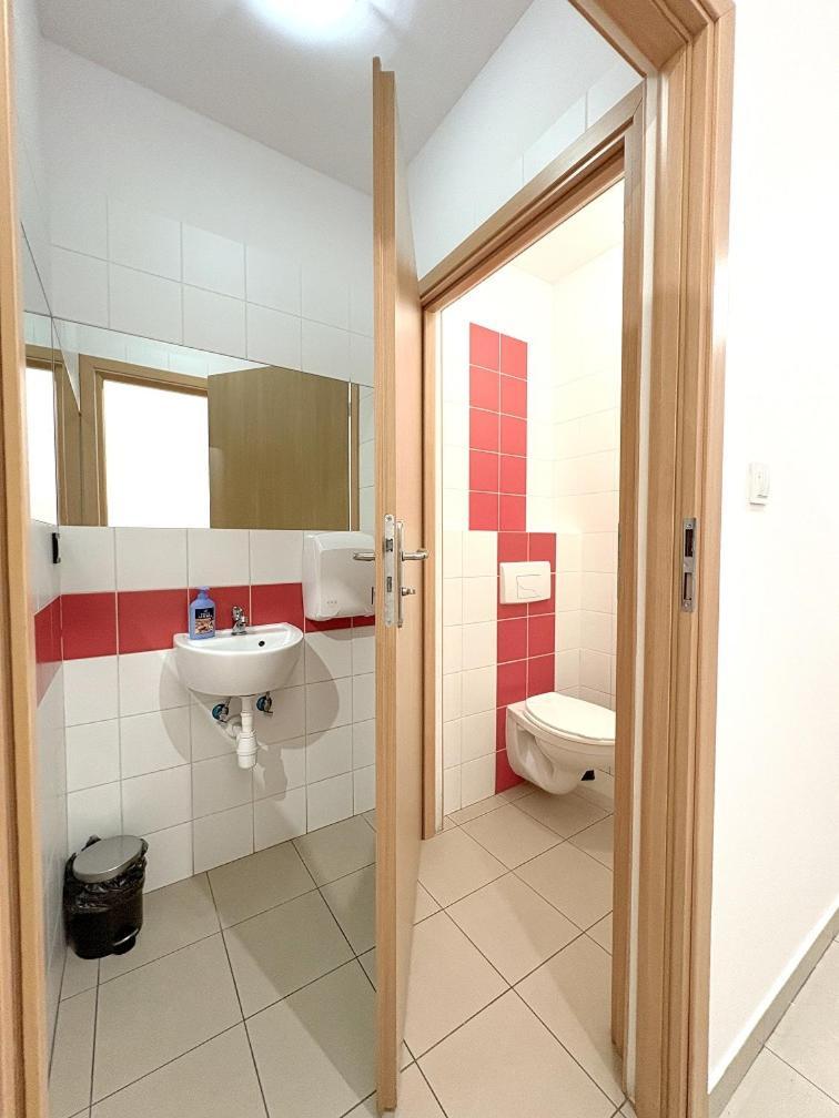 Hala Hostel - Pokoje Na Wylacznosc Tuz Przy Dworcu Γκντίνια Εξωτερικό φωτογραφία